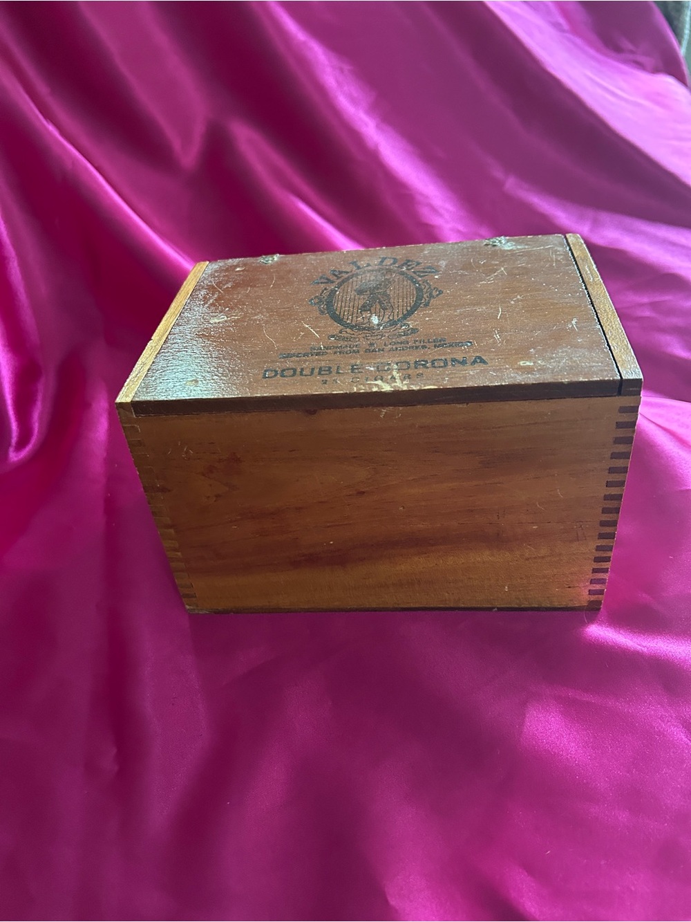 Vintage Cigar Box   Valdez Cigars